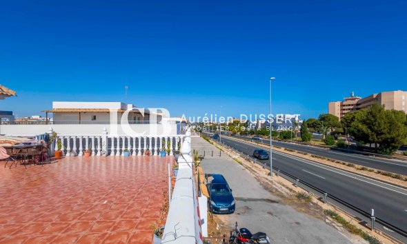 Revente - Villa -
Orihuela Costa