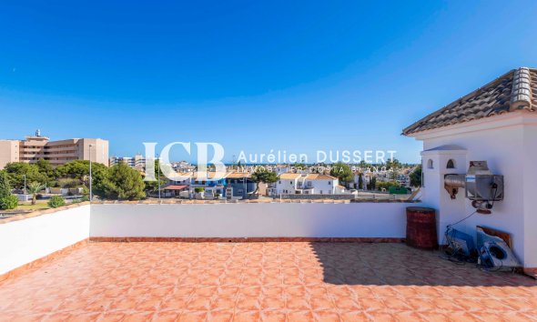 Revente - Villa -
Orihuela Costa