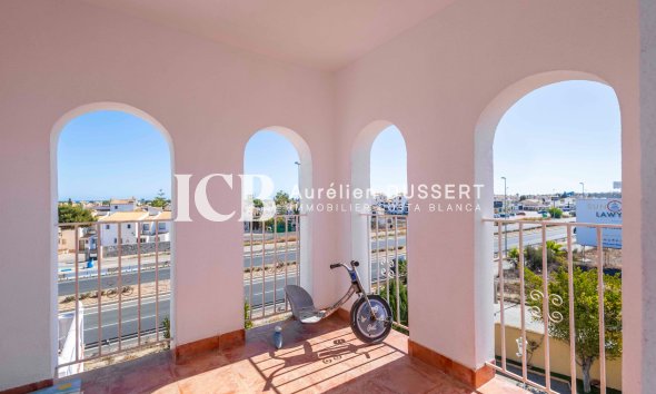 Revente - Villa -
Orihuela Costa