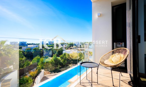 Resale - Villa -
Orihuela Costa - Las Colinas Golf