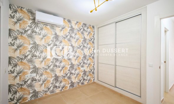 Revente - Appartement -
Orihuela Costa