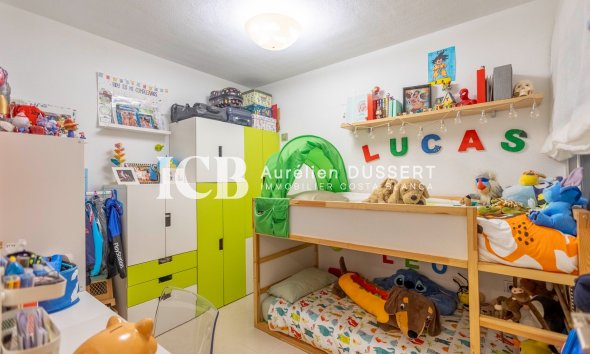 Resale - Apartment / flat -
Torrevieja - Torrevieja Centro