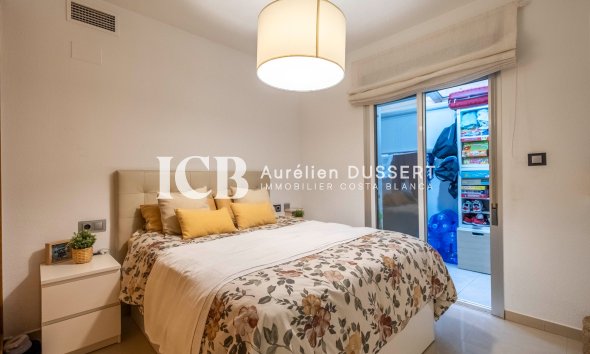 Revente - Appartement -
Torrevieja - Torrevieja Centro