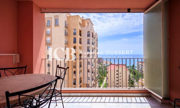 Resale - Apartment / flat -
Torrevieja - Aldea del mar