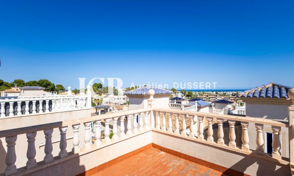 Resale - Villa -
Orihuela Costa - Urbanización Blue Lagoon y T-2 Filipinas Oeste