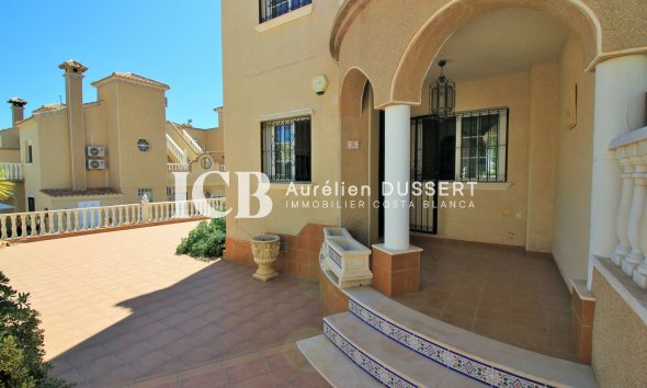 Resale - Townhouse -
Orihuela Costa - Villamartín