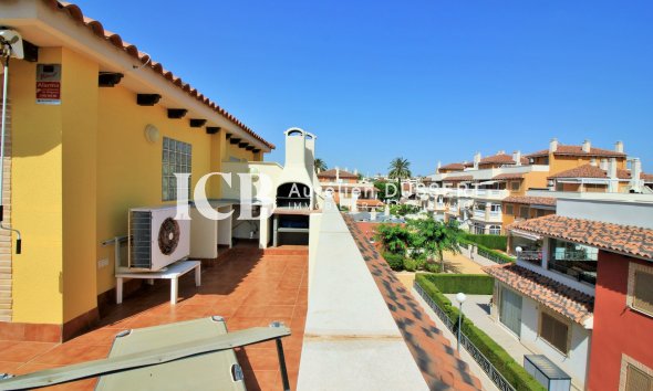 Revente - Maison mitoyenne -
Orihuela Costa - Playa Flamenca