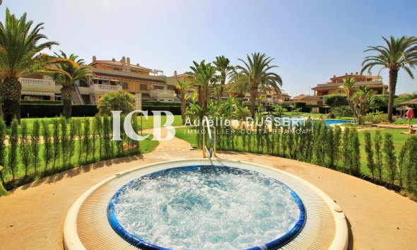 Resale - Townhouse -
Orihuela Costa - Playa Flamenca