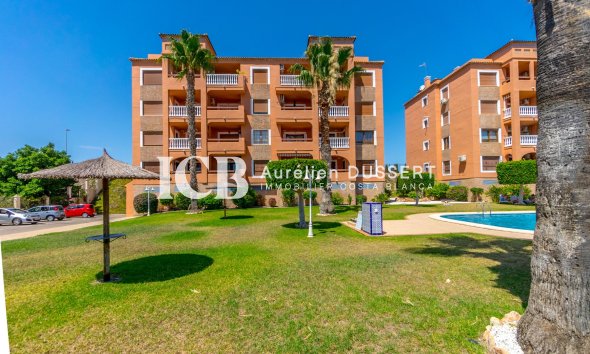 Resale - Apartment / flat -
Orihuela Costa - Villamartín