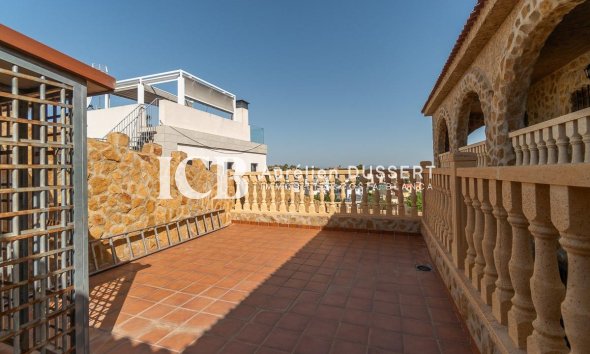 Reventa - Villa -
Torrevieja - Los altos