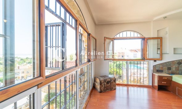 Reventa - Villa -
Torrevieja - Los altos