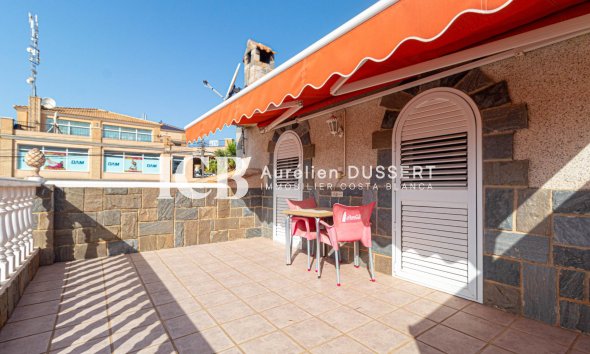 Reventa - Villa -
Orihuela Costa - La Regia