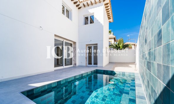 Reventa - Villa -
Orihuela Costa - Playa Flamenca