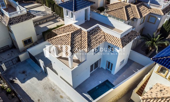 Resale - Villa -
Orihuela Costa - Playa Flamenca