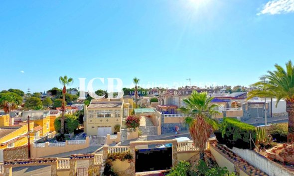 Resale - Townhouse -
Torrevieja - Los Balcones - Los Altos del Edén