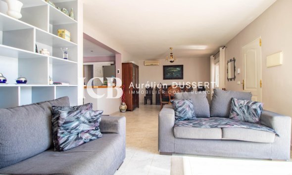 Revente - Villa -
Torrevieja - Los balcones