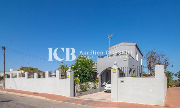 Reventa - Villa -
Torrevieja - Los balcones