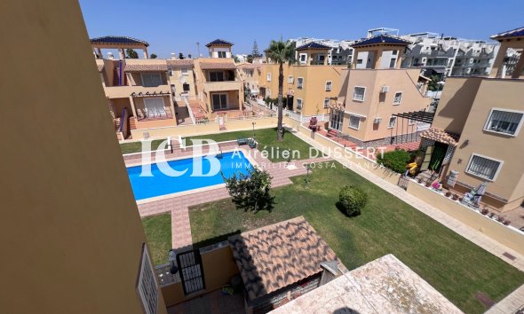 Resale - Villa -
Orihuela Costa - Villamartín