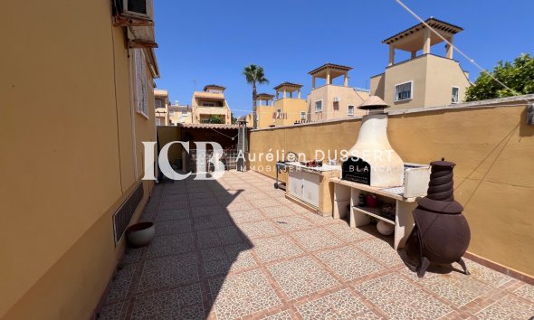 Resale - Villa -
Orihuela Costa - Villamartín