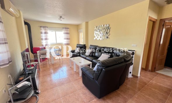 Revente - Villa -
Orihuela Costa - Villamartín