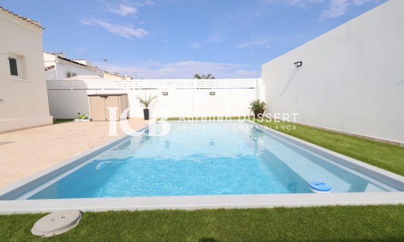 Reventa - Villa -
Torrevieja - San luis