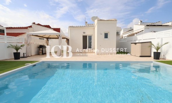 Resale - Villa -
Torrevieja - San luis