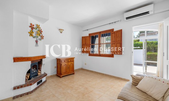 Resale - Townhouse -
Torrevieja - Lago jardin