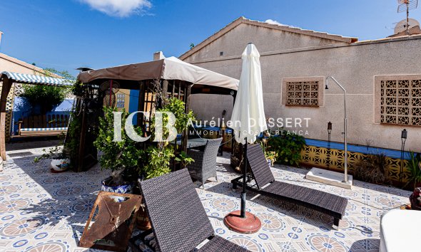 Resale - Villa -
Orihuela Costa - La Florida