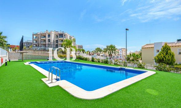 Revente - Appartement -
Orihuela Costa - Villamartín