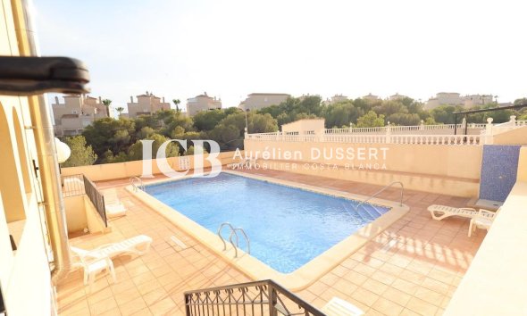 Reventa - Villa -
Orihuela Costa - Playa Flamenca