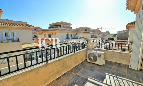 Resale - Townhouse -
Orihuela Costa - Playa Flamenca