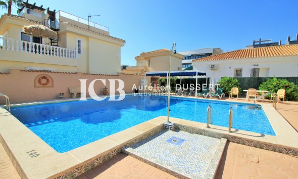 Resale - Townhouse -
Orihuela Costa - Playa Flamenca