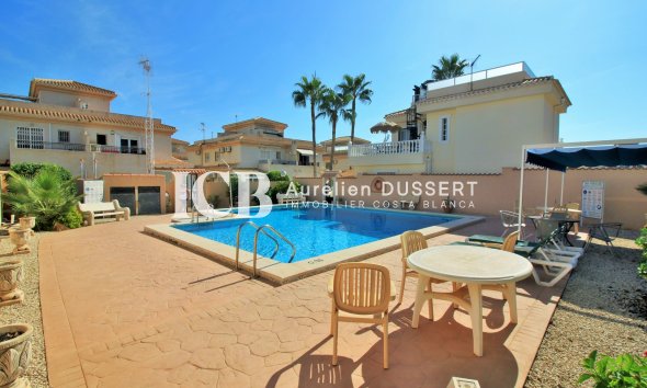 Resale - Townhouse -
Orihuela Costa - Playa Flamenca