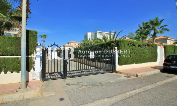 Resale - Townhouse -
Orihuela Costa - Playa Flamenca