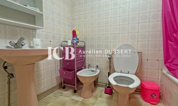 Resale - Apartment / flat -
Torrevieja - El Acequión - Los Náufragos