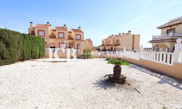 Resale - Townhouse -
Orihuela Costa - Montezenia