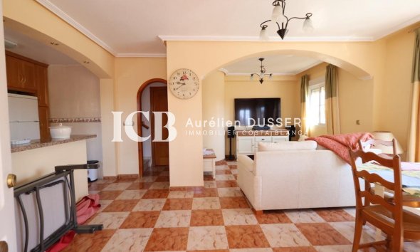 Resale - Townhouse -
Orihuela Costa - Montezenia