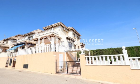 Revente - Maison mitoyenne -
Orihuela Costa - Montezenia