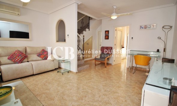 Resale - Townhouse -
Orihuela Costa - Villamartín