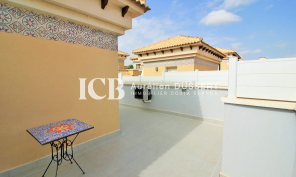 Resale - Townhouse -
Orihuela Costa - Villamartín