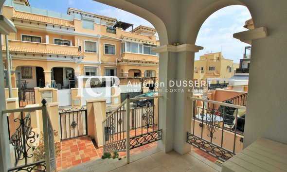 Resale - Townhouse -
Orihuela Costa - Villamartín