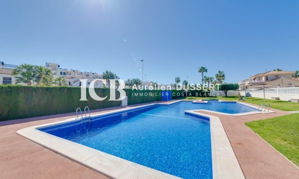 Resale - Villa -
Orihuela Costa - Los Dolses