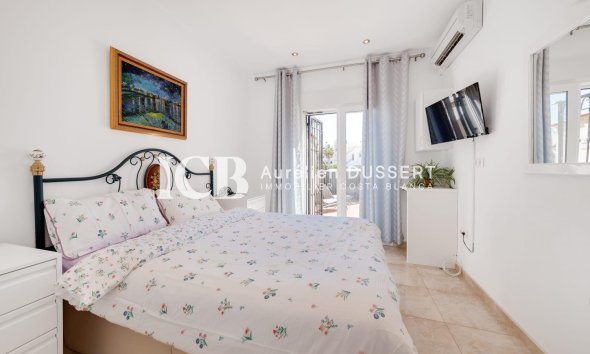 Resale - Villa -
Orihuela Costa - Los Dolses