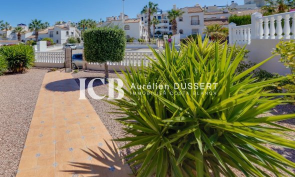 Resale - Villa -
Orihuela Costa - Los Dolses