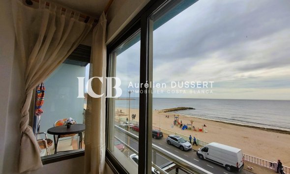 Resale - Apartment / flat -
Torrevieja - Playa del Cura