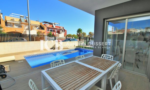 Revente - Villa -
Orihuela Costa - Villamartín