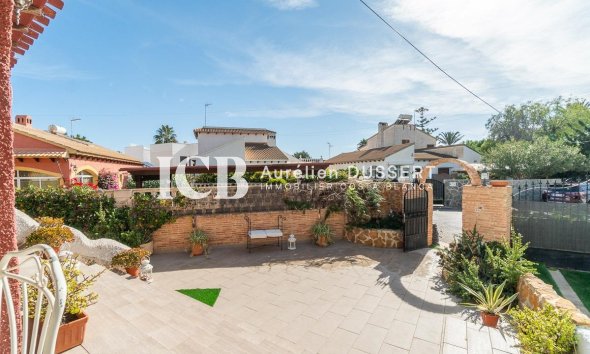 Revente - Villa -
Orihuela Costa - Punta Prima