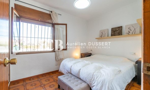 Resale - Villa -
Orihuela Costa - Punta Prima