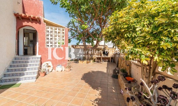 Resale - Villa -
Orihuela Costa - Punta Prima