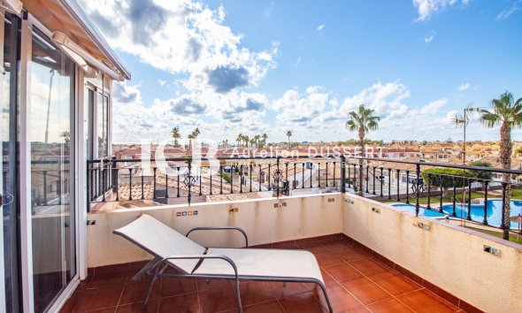 Revente - Maison mitoyenne -
Orihuela Costa - La Zenia